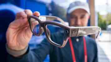 KTV 频现 AI 魔改 MV：画面与歌曲毫不相干，消费者可投诉