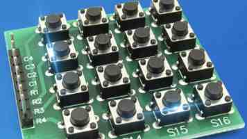 奋进攻坚铸“铁拳”